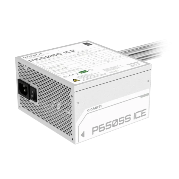 Fuente GIGABYTE P650SS 650W 80 PLUS Silver Blanca